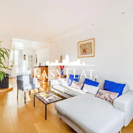 Lovely Duplex Under Parisian Roofs, Near Arc De Triomphe, By Easyflat * Παρίσι